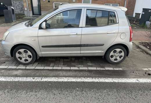 Kia 1.0i 12v LX