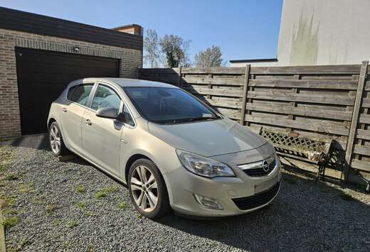 Opel 1.7 CDTi ECOTEC Sport DPF