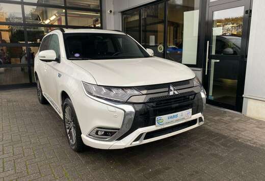 Mitsubishi 2.4 4WD Plug-In Hybrid Plus -€1000 Salon ...