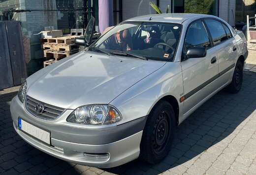Toyota 1.6i VVT-i 16v L. Terra Attica