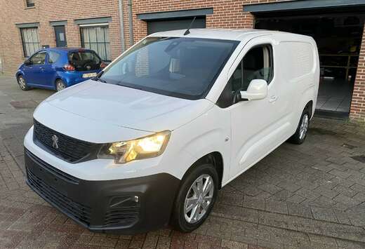 Peugeot 1.5 BlueHDi Long Chassis Euro 6