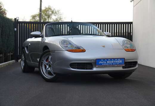 Porsche 2.5i / TIPTRONIC / AUTOMAAT / LEDER / CABRIO