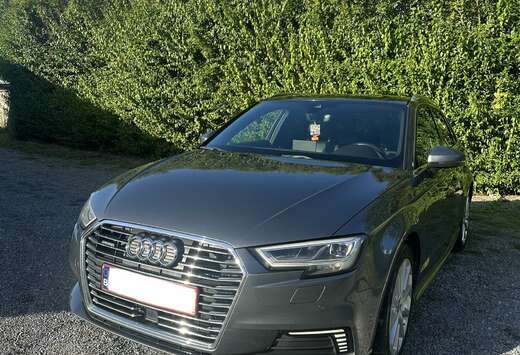 Audi Sportback e-tron 1.4 TFSI PHEV Sport S tronic (1 ...