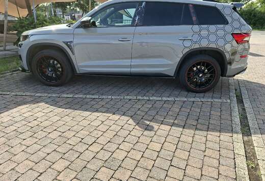 Skoda 2.0 Bi-TDI 4x4 DSG RS(305pk)