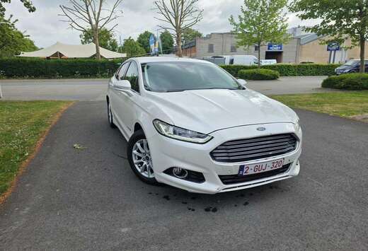 Ford Mondeo 2.0 Hybrid Start-Stopp CVT