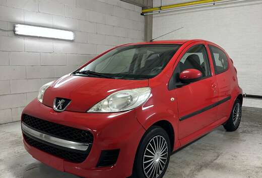 Peugeot 1.0 Benzine  1 Jaar Garantie