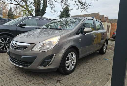 Opel Corsa 1.2i Essentia