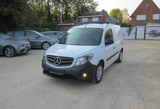 Mercedes-Benz 109 CDI L1