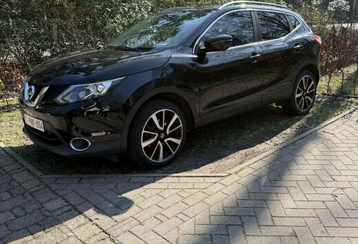 Nissan Qashqai 1.2 DIG-T 2WD Tekna