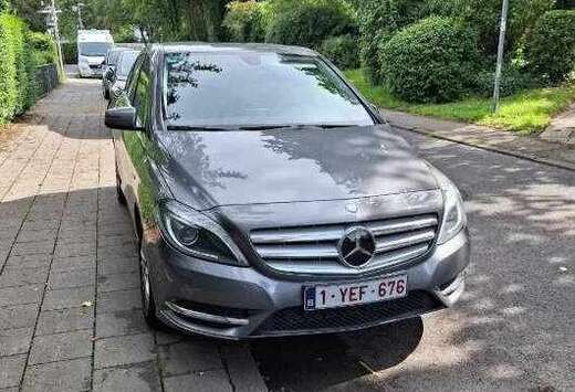 Mercedes-Benz B 200