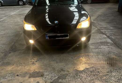BMW 520i