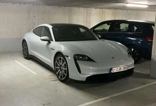 Porsche Taycan 93.4 kWh Taycan 4S
