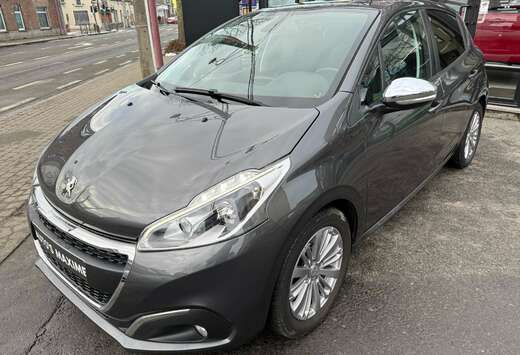 Peugeot 1.2i / 5 Portes / Navigation / Euro 6 / Garan ...