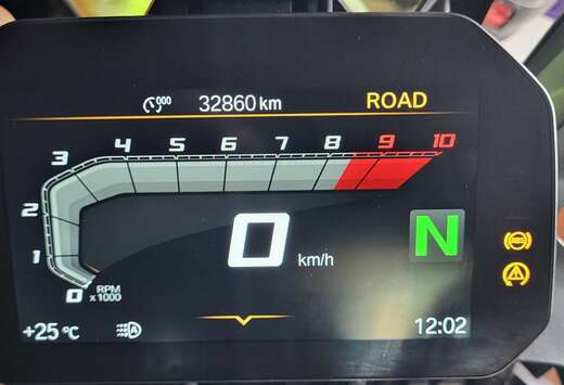 BMW Stereo Metallic Matt style exclusive