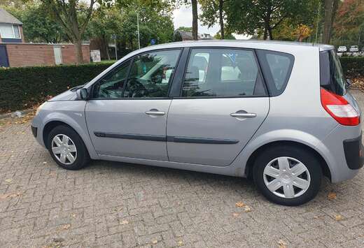 Renault 1.6 16V Privilege