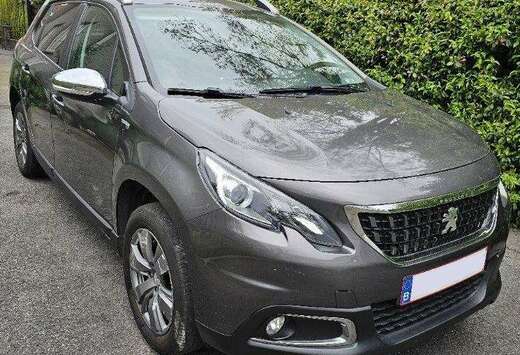 Peugeot 1.2i atmo Style* Euro6b*NAV*CarPlay*Clim auto