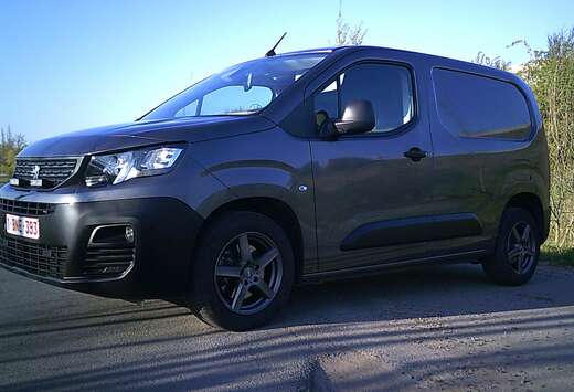 Peugeot 1.5 BlueHDi L1 STD Light Aspha.S/S(EU6.2