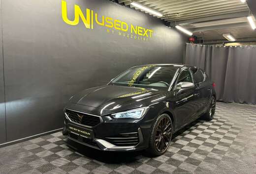 2.0 DSG7 300cvCAMERA/MIRROR LINK