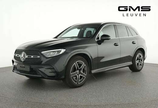 Mercedes-Benz 4MATIC AMG Line