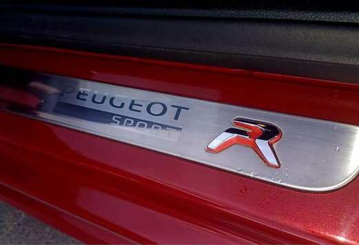 Peugeot RCZ 1.6 THP R