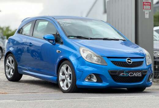 Opel Corsa 1.6 Turbo OPC