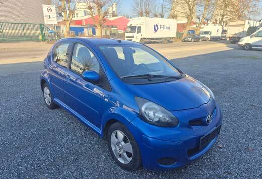 Toyota 1.0 - Airco + Keuring - Carpass - Garantie