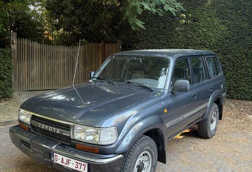 Toyota Hdj80