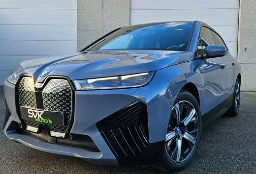 BMW xDrive40//Lazer//Harman//Sportpack...