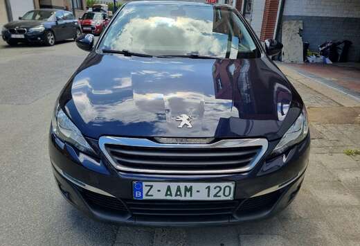 Peugeot 1.2 PureTech Style et 1 an de garantie