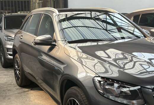 Mercedes-Benz Coupé e 4-Matic PHEV