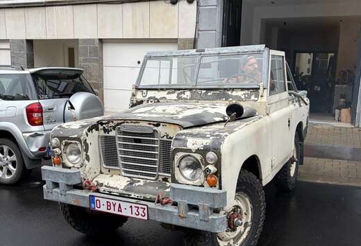Land Rover 88\