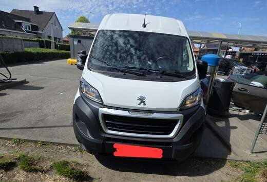 Peugeot Cargo Premium BlueHDi 335 L3 (Portaltüren)