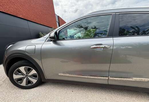 Kia Niro 1.6 GDI PHEV Sense