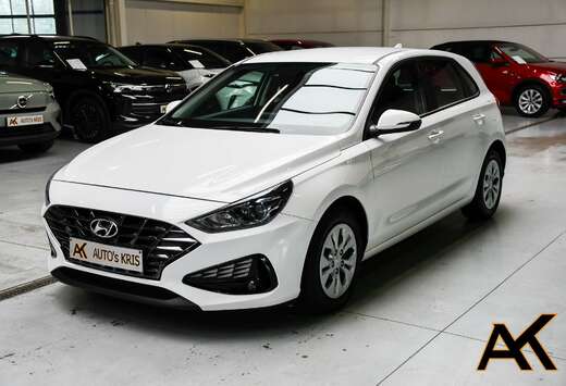 Hyundai i30 1.0i Modern - NAVI SMART / CAMERA / PDC / ...