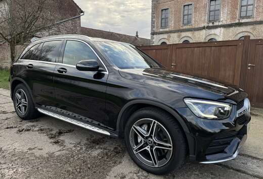 Mercedes-Benz d 4-Matic *PACK AMG*