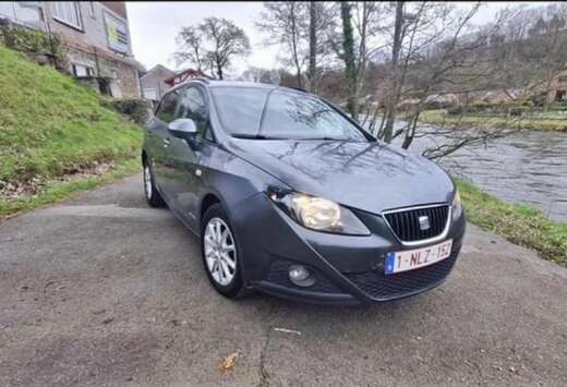 SEAT ST 1.2 CR TDi Style DPF