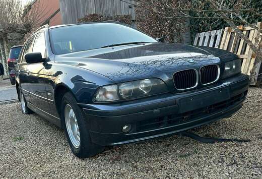 BMW 523i