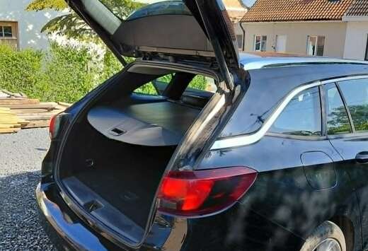 Opel Astra Sports Tourer 1.2 Turbo Elegance S/S