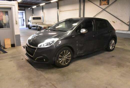 Peugeot 1.2i Style GPS / Airco