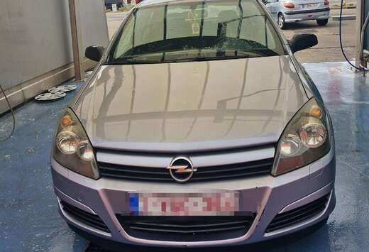 Opel Astra 1.7 DTH CDTi Cosmo