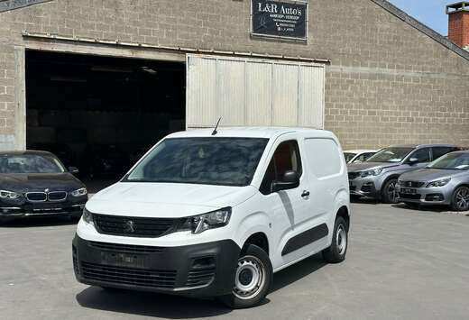 Peugeot 1.5 BlueHDi L1 Navi/PDC/AppleCarplay/Garantie