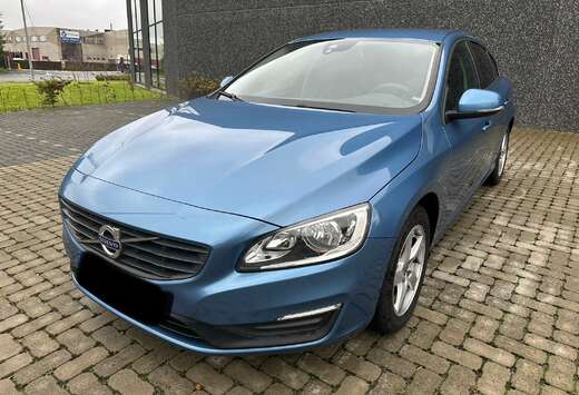 Volvo D2 Momentum 2,0 DIESEL