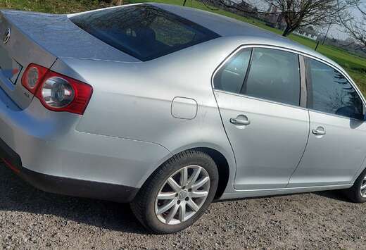 Volkswagen Jetta 1.9 TDi Comfortline DPF