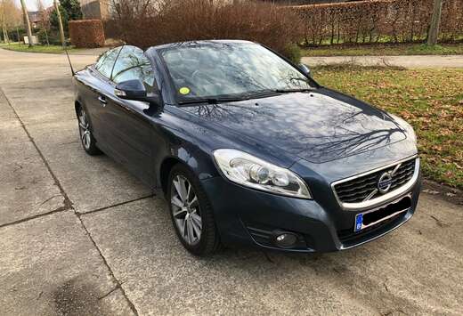 Volvo C70 Cabriolet 2.0 D3 Momentum