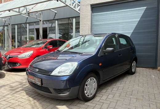 Ford Fiesta 1.3i // GARANTIE 12 MOIS