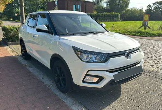 SsangYong e-XGi 160 2WD Start/Stop Quartz