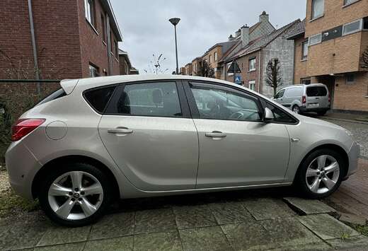 Opel ( Zie beschrijving )