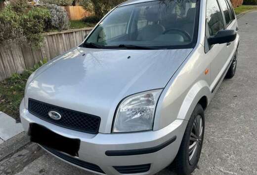 Ford 1.4i 16v Trend