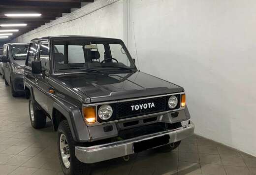 Toyota Toyota Land Cruiser Lj 70 Lx-Turbo
