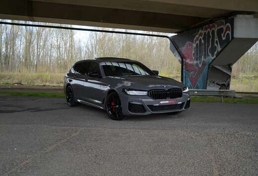 BMW TOURING  PHEV  PANO  LED  TREKHAAK